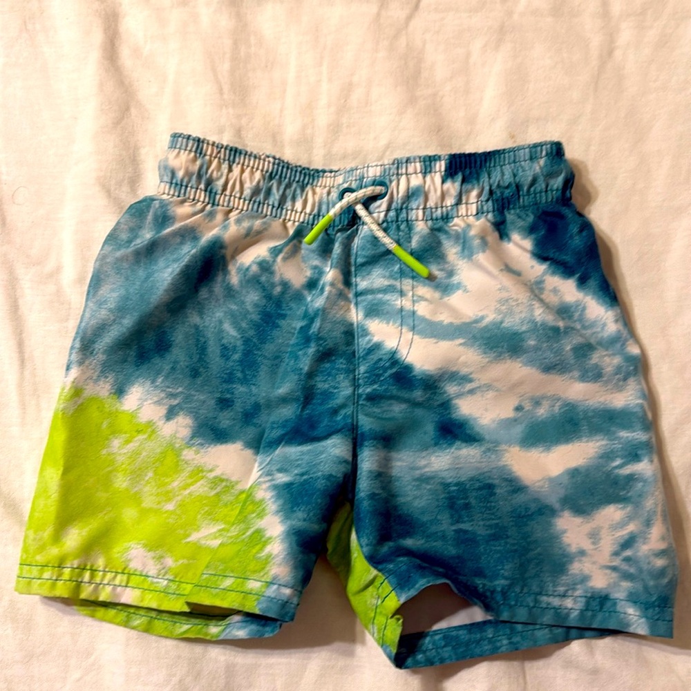 Toddler swim trunks